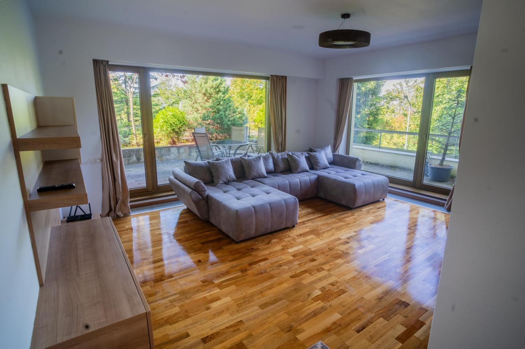 With A View 2 Apartment Brasov